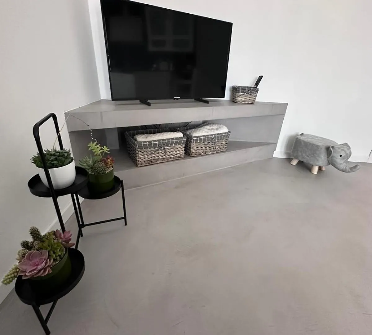 Apartment Lake 17 Sesto Calende 0*,  Italy